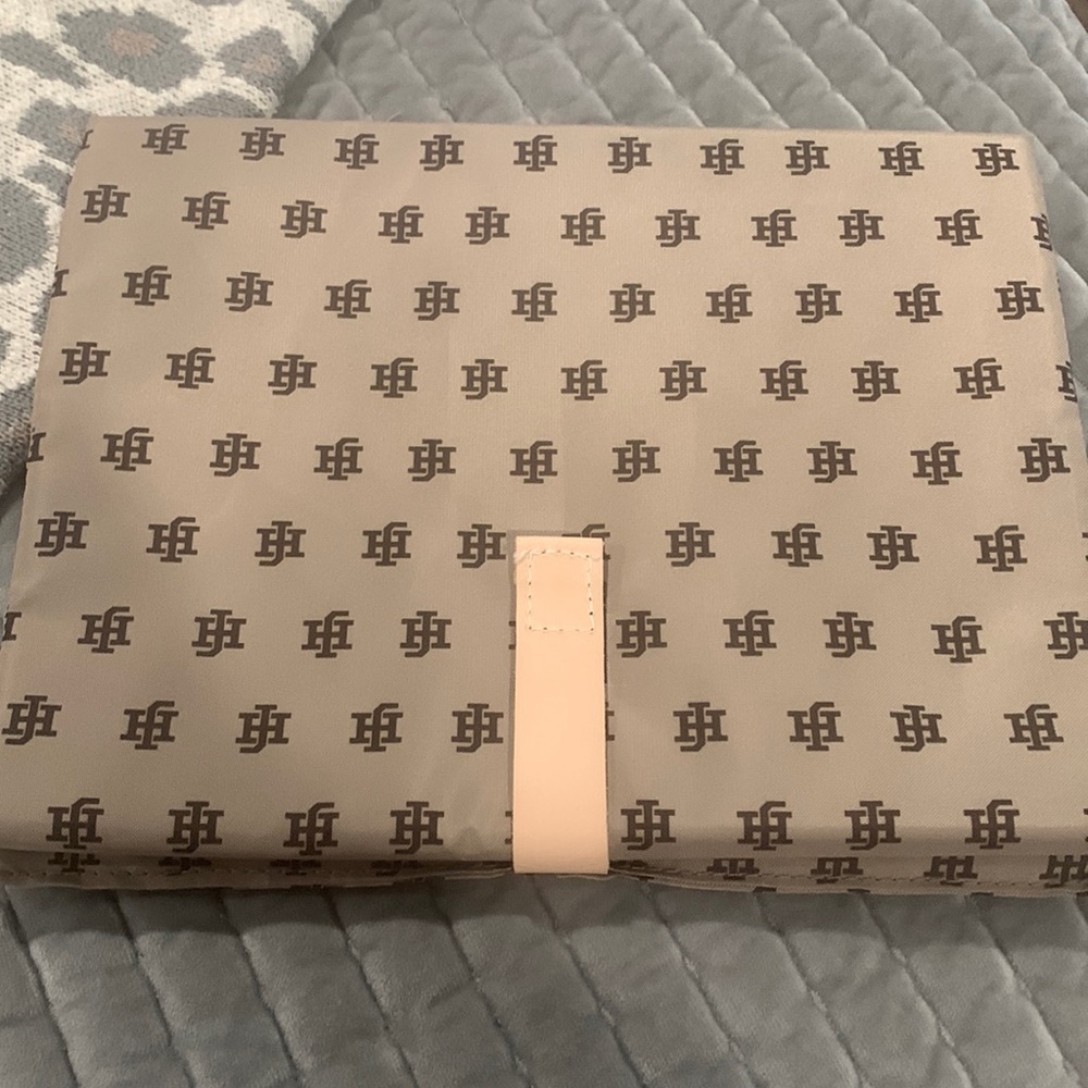 Jon Hart - Diaper changing pad (only)